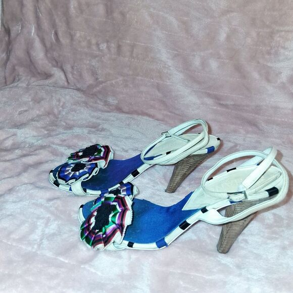 CHANEL Multi-Colored Summer Heels Size 38 - Picture 4 of 12